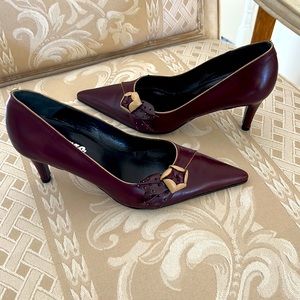 Arezzo of Spain Detailed Pump Shoes with Iridescent Beads - Size 37 Never Worn!